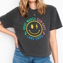  Lake Days Comfort Colors Crop Top, Coastal Cowgirl Aesthetic – Retro Beach Summer Style, Boat Waves Sun Rays Smiley Graphic T Shirt, Vacation Outfit, Gift for Her