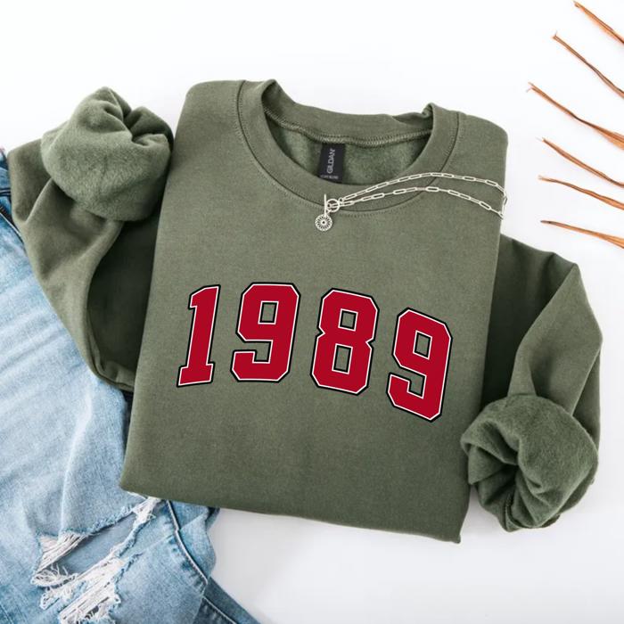 Custom Year Retro Varsity Sweatshirt – Unisex Vintage College Crewneck, Personalized Number Sweater, Cozy Fall Outfit, Gift for Everyone