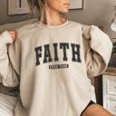  Faith over fear Sweatshirt, Christian Graphic Crewneck Pullover – Faith Quote Sweater, Religious Apparel, Positive Message Top, Gift for Women