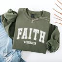  Faith over fear Sweatshirt, Christian Graphic Crewneck Pullover – Faith Quote Sweater, Religious Apparel, Positive Message Top, Gift for Women
