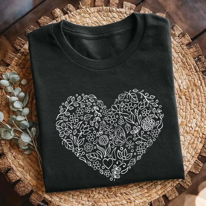 Floral Heart Graphic T Shirt – Minimal Line Art T-Shirt, Casual Aesthetic Shirt, Romantic Gift for Her, Boho Style Outfit