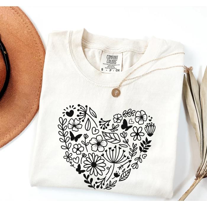 Floral Heart Graphic Tee by Comfort Colors – Minimal Line Art T-Shirt, Casual Aesthetic Shirt, Romantic Gift for Her, Boho Style Outfit