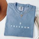  Freedom Cross Comfort Colors Shirt – Make Heaven Crowded Tee, Vintage Faith Based Graphic T-Shirt, Religious Outfit, Inspirational Gift for Her or Him