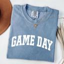  Game Day Comfort Colors Graphic Tee – Unisex Fit, Retro Sporty Shirt, Tailgate Outfit, Watch Party Look, Team Spirit Tee, Gift for Her