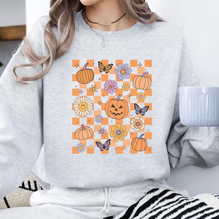 Halloween Checkerboard Pumpkin Sweatshirt, Cute Y2K Spooky Season Pullover – Fall Flowers & Butterfly Graphic, Cozy Autumn Outfit, Gift for Her