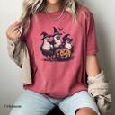  Halloween Chicken Comfort Colors Shirt, Funny Witchy Hen Pumpkin Tee – Spooky Farm Animal Graphic Tee, Teacher Gift, Fall Outfit