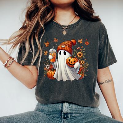 Fall Ghost Pumpkin Graphic Tee – Cozy Halloween Shirt with Autumn Leaves & Coffee, Cute Spooky Season Top, Pumpkin Patch Outfit, Gift for Her
