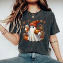 Fall Ghost Pumpkin Graphic Tee – Cozy Halloween Shirt with Autumn Leaves & Coffee, Cute Spooky Season Top, Pumpkin Patch Outfit, Gift for Her