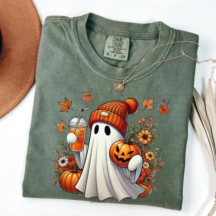 Fall Ghost Pumpkin Graphic Tee – Cozy Halloween Shirt with Autumn Leaves & Coffee, Cute Spooky Season Top, Pumpkin Patch Outfit, Gift for Her