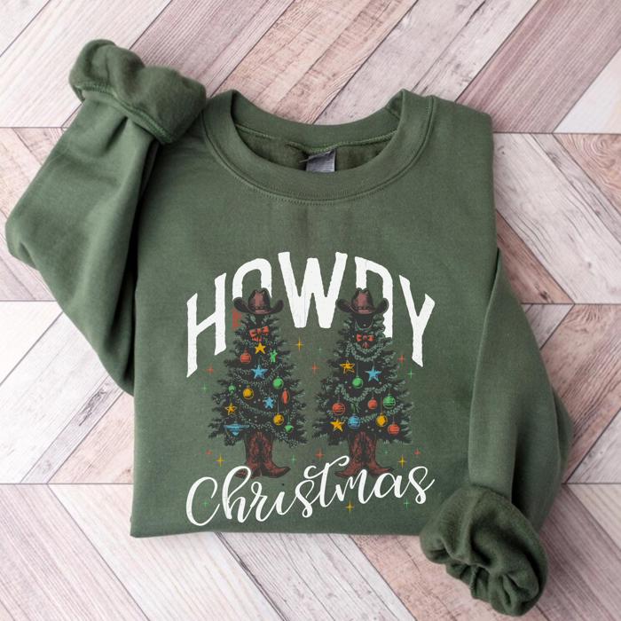 Howdy Christmas Sweatshirt – Western Holiday Crewneck, Cozy Retro Christmas Tree Pullover, Country Cowgirl Christmas Sweater, Gift for Her