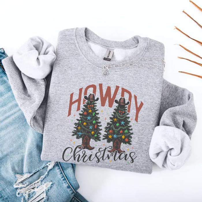 Howdy Christmas Sweatshirt – Western Holiday Crewneck, Cozy Retro Christmas Tree Pullover, Country Cowgirl Christmas Sweater, Gift for Her