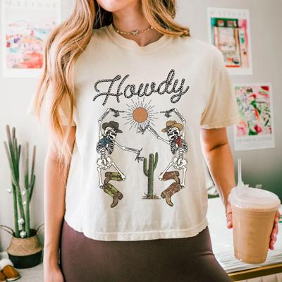 Howdy Western Skeleton Comfort Colors Crop Top, Vintage Country Girl Aesthetic – Summer Rodeo Style, Cowgirl Yeehaw Shirt, Country Concert Outfit, Bachelorette Gift for Her