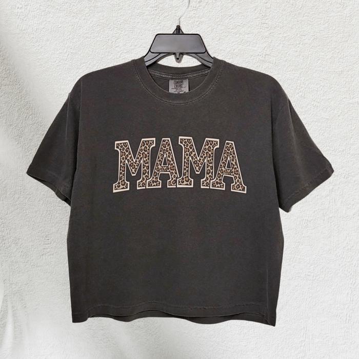 MAMA Leopard Print Comfort Colors Crop Top, Cute Graphic Mom Shirt, Vintage Style Summer Tee, Gift for Mama, Trendy Mom Outfit