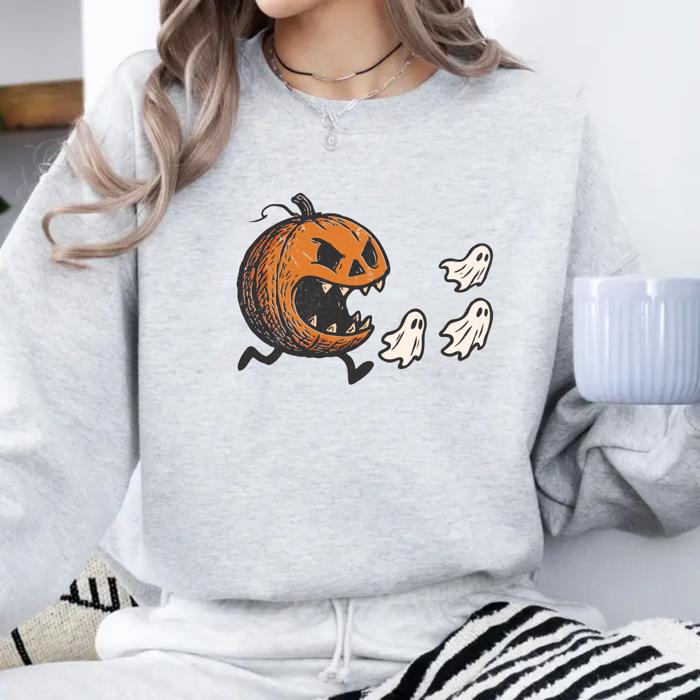 Funny Pumpkin Halloween Sweatshirt, Vintage Fall Crewneck – Cute Ghost Graphic, Cozy Spooky Season Top, Autumn Outfit for Her