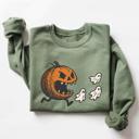  Funny Pumpkin Halloween Sweatshirt, Vintage Fall Crewneck – Cute Ghost Graphic, Cozy Spooky Season Top, Autumn Outfit for Her