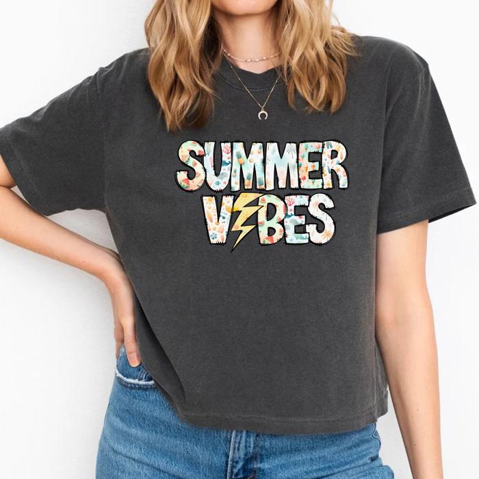 Summer Graphic Crop Top by Comfort Colors, Summer Shirt with Tropical Icons, Cute Summer Vibes Crop Top, Retro Beach Vacation Aesthetic Tee, Gift for Her