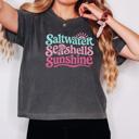  Saltwater Seashells Sunshine Comfort Colors Crop Top, Coastal Cowgirl Aesthetic – Retro Beach Summer Style, Y2K Lake Graphic T Shirt, Vacation Outfit, Gift for Her