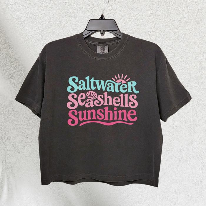 Saltwater Seashells Sunshine Comfort Colors Crop Top, Coastal Cowgirl Aesthetic – Retro Beach Summer Style, Y2K Lake Graphic T Shirt, Vacation Outfit, Gift for Her