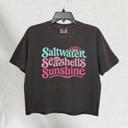  Saltwater Seashells Sunshine Comfort Colors Crop Top, Coastal Cowgirl Aesthetic – Retro Beach Summer Style, Y2K Lake Graphic T Shirt, Vacation Outfit, Gift for Her