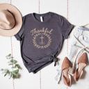  Thankful Christian Cross T-Shirt, Faith Graphic Tee, Fall Religious Shirt, Inspirational Bible Verse Style, Gift for Her, Vintage Autumn Tee for Women, Thanksgiving  Shirt