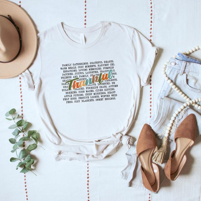 Thankful Graphic T-Shirt, Fall Quotes Tee, Cozy Autumn Outfit, Thanksgiving Shirt, Pumpkin Patch Top, Gift for Her