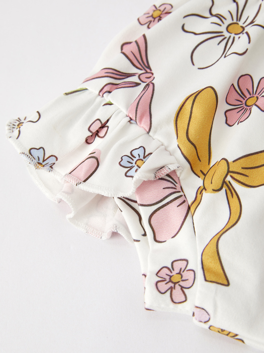 Spring Summer Baby Yellow Bow Suspender Vest And Floral Bloomers Set