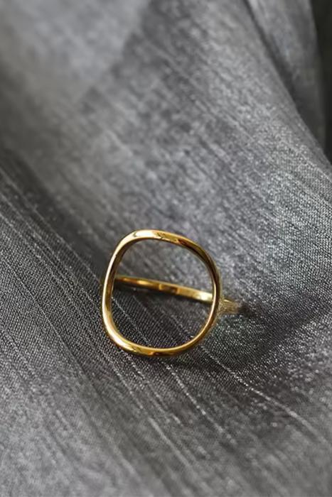 Open Circle Ring