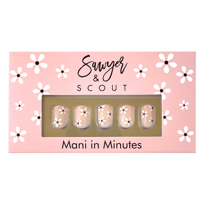 24 pcs Cover Me in Daisies Press On Nails Short Square