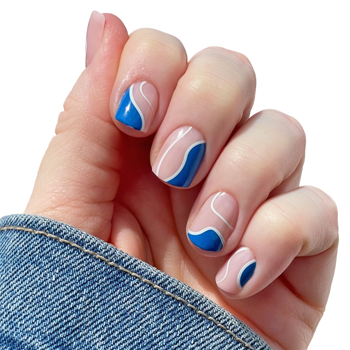 24 pcs Tangled Up in Blue Press On Nails short square