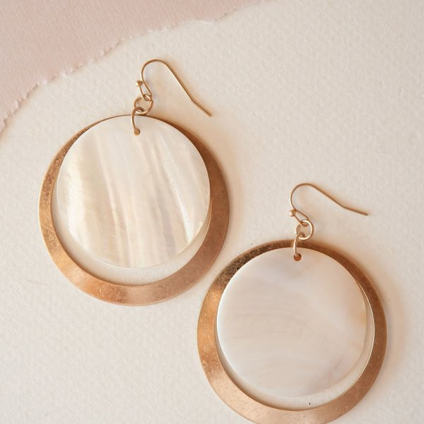 Beck Hoop Shell Earring | Gold Boho Dangle