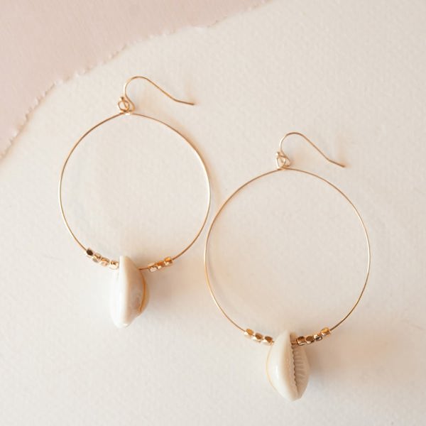 Billy Gold Hoop Dangle | Shell Detailed Hoop Earring