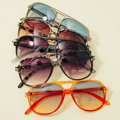 Angie Vintage Style Gradient Plastic Aviator Sunglasses