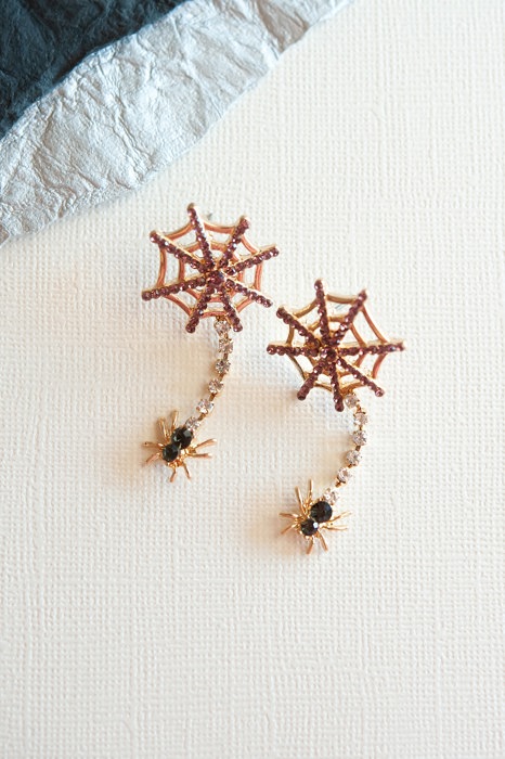 Dangling Spider Web Earrings | Friendly Halloween Earrings