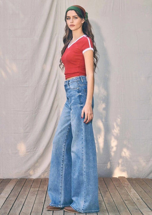 Courtney High-Rise Essential Wide Leg Jeans | Women's Denim | Everyday Bottoms | Casual Medium Wash | All Seasons