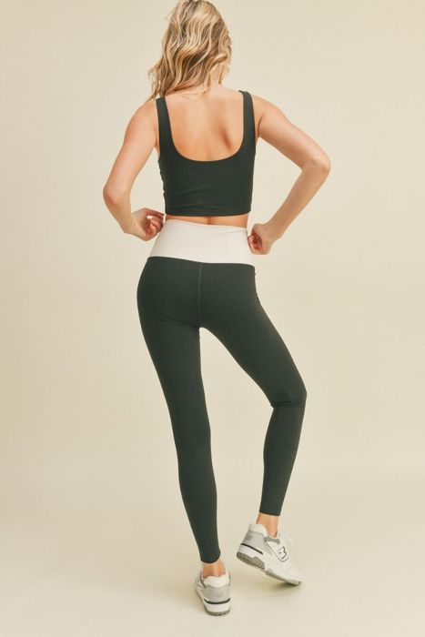 Jaclyn Color Block Front-Twist Top + Legging Set | High Waist Twist-Front Detail | Sports Bra | Activewear