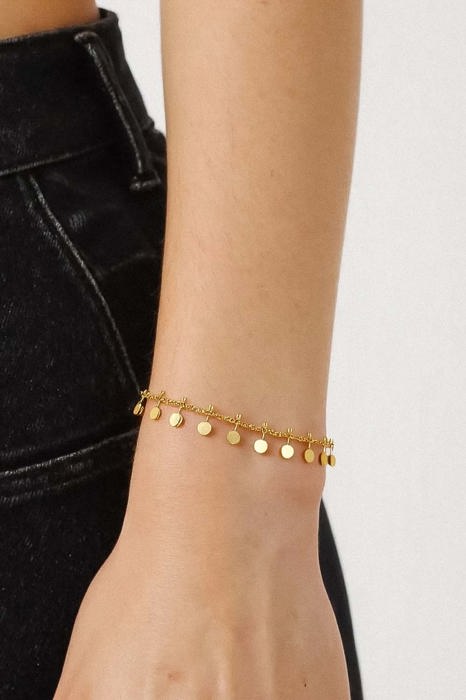 Kaylani 18K Gold Classic Round Charm Bracelet | Women's Accessories | Lead & Nickel Free | Hypoallergenic | Water Resistant