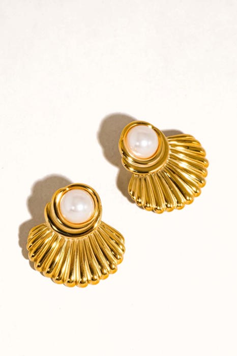 Lennox 18K Gold Shell & Pearl Drop Earrings | Summer Accessories | Lead & Nickel Free | Hypoallergenic | Water Resistant