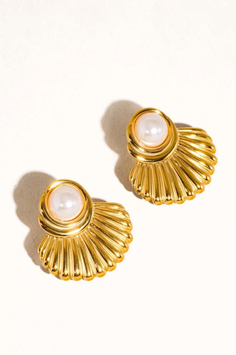 Lennox 18K Gold Shell & Pearl Drop Earrings | Summer Accessories | Lead & Nickel Free | Hypoallergenic | Water Resistant