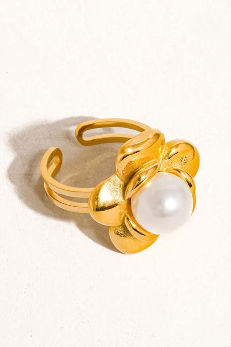 Nova 18K Gold Flower Peal Ring - Size 7 | Summer Accessories | Lead & Nickel Free | Hypoallergenic | Water Resistant