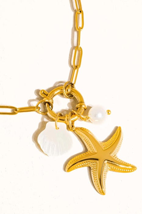 Sahara 18K Gold Non-Tarnish Summer Star and Shell Necklace | Lead & Nickel Free | Hypoallergenic | Water Resistant | Summer Accessories