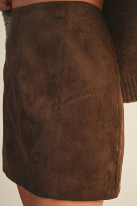 Sandy Fitted Suede Mini Skirt | Women's Chocolate Brown Fall and Winter Bottoms | Trendy Chic Style | Holiday Outfit