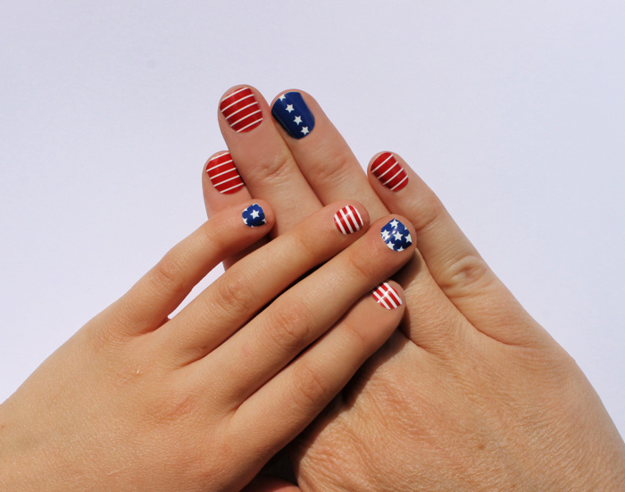 Mom & Me Patriotic Nail Wraps