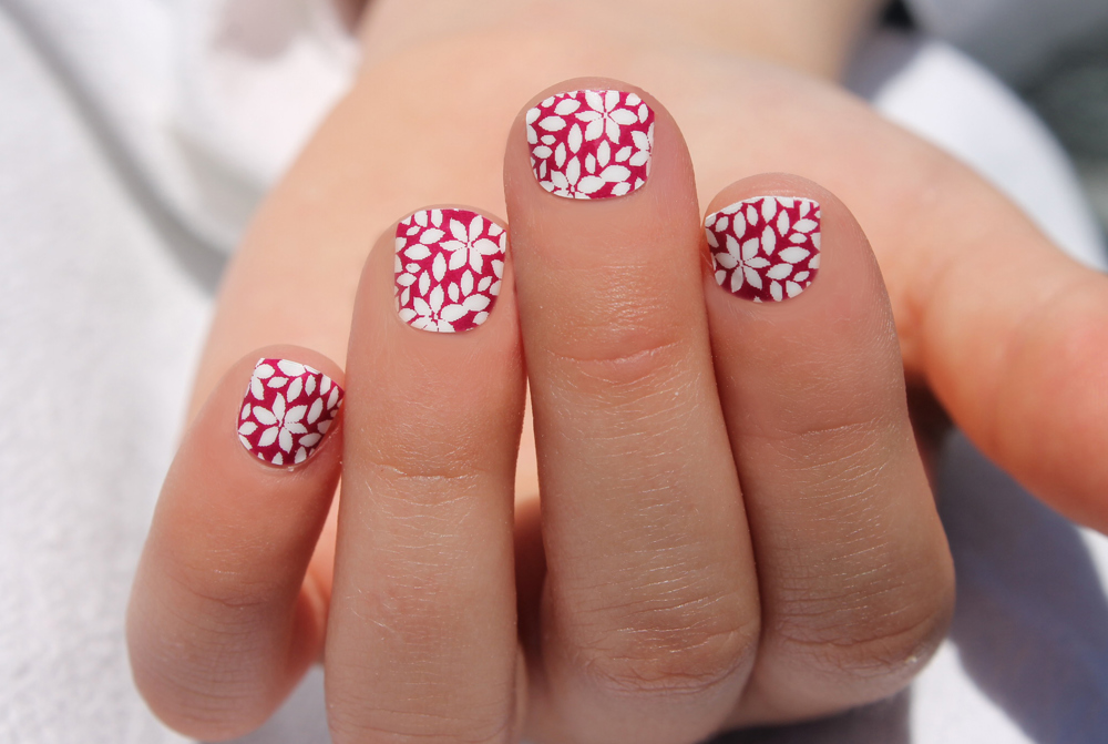 Raspberry Flower Kids Nail Wraps