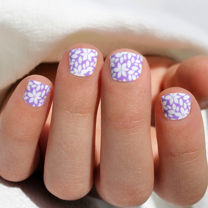 Lilac Flower Nail Wraps