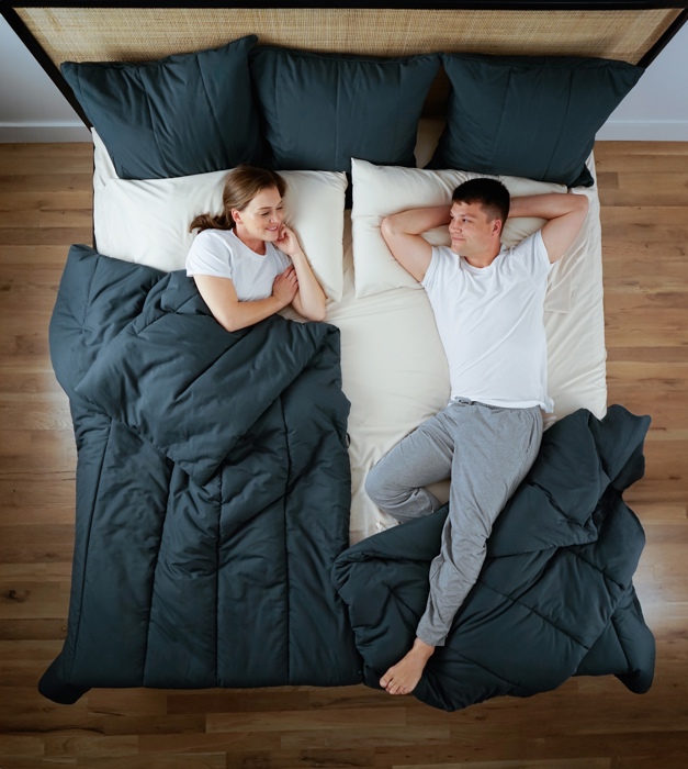 Splitz® Oversized Comforter for Couples, Pet Owners & Co-sleeping Families