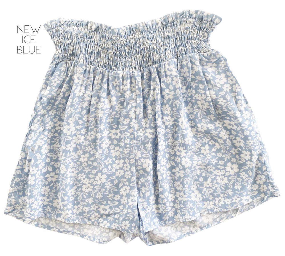 Spring Flowy Shorts | S-L | Trendy Prints | Lightweight Fabric | Warm-Weather Essential