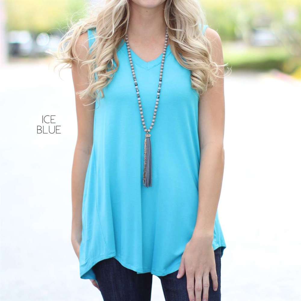 Flowy Tank | S-XL | Favorite Go-To Style | Sleeveless Design | Perfect for Layering | Available in More Colors