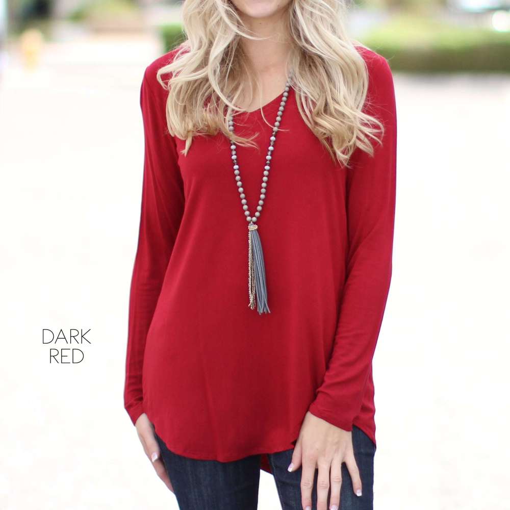 Soft Flowy Top | S-XL | Long Sleeve | V-Neck Design | Versatile Piece | Perfect for Layering