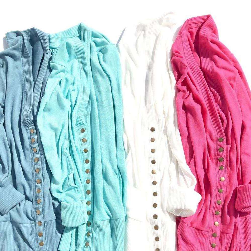 Snap Button Cardigan | S-XL