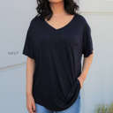 Medium Navy Flowy Pocket Tee | S-L | Versatile Styling | Comfortable Fit | Everyday Essential